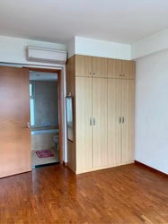 Queens (D3), Condominium #216023081